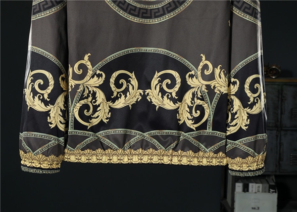 ブランドジャケット側面デザイン